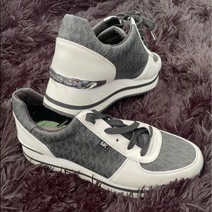 Womens Michael Kors Sneakers
